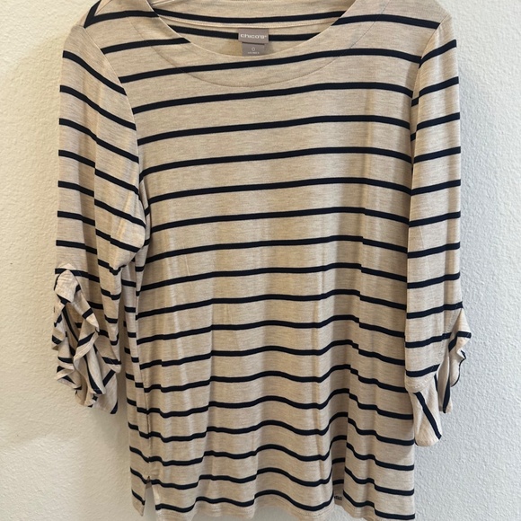 CHICO'S BOATNECK TOP WITH 3/4 RUFFLE SLEEVES - SIZE 0 - Picture 2 of 5